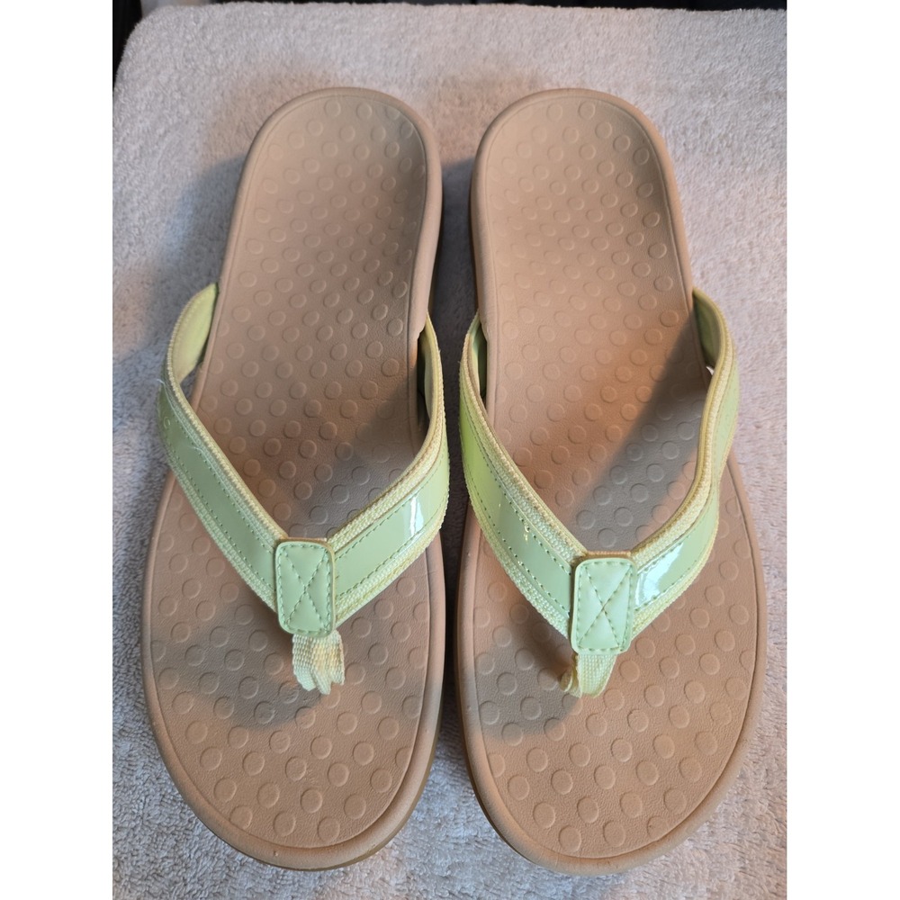Vionic Womans Thongs Sandals Size 11 Lime Green